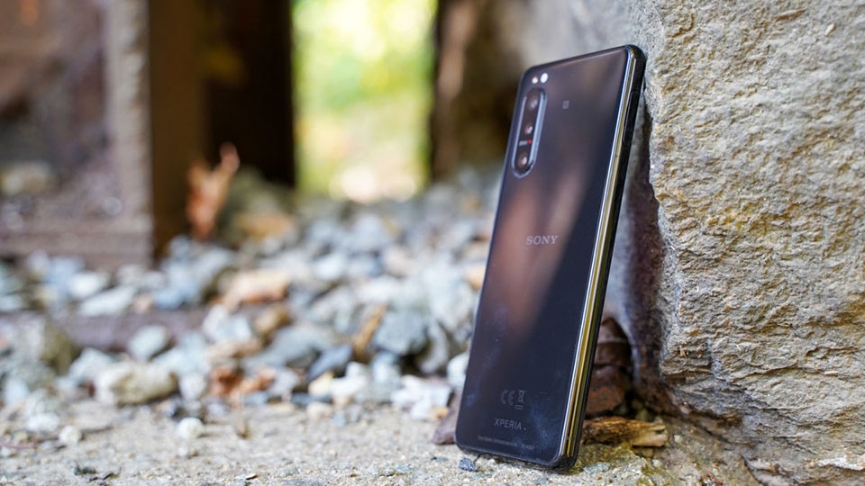 Một chiếc Xperia 5 II khác của năm 2021