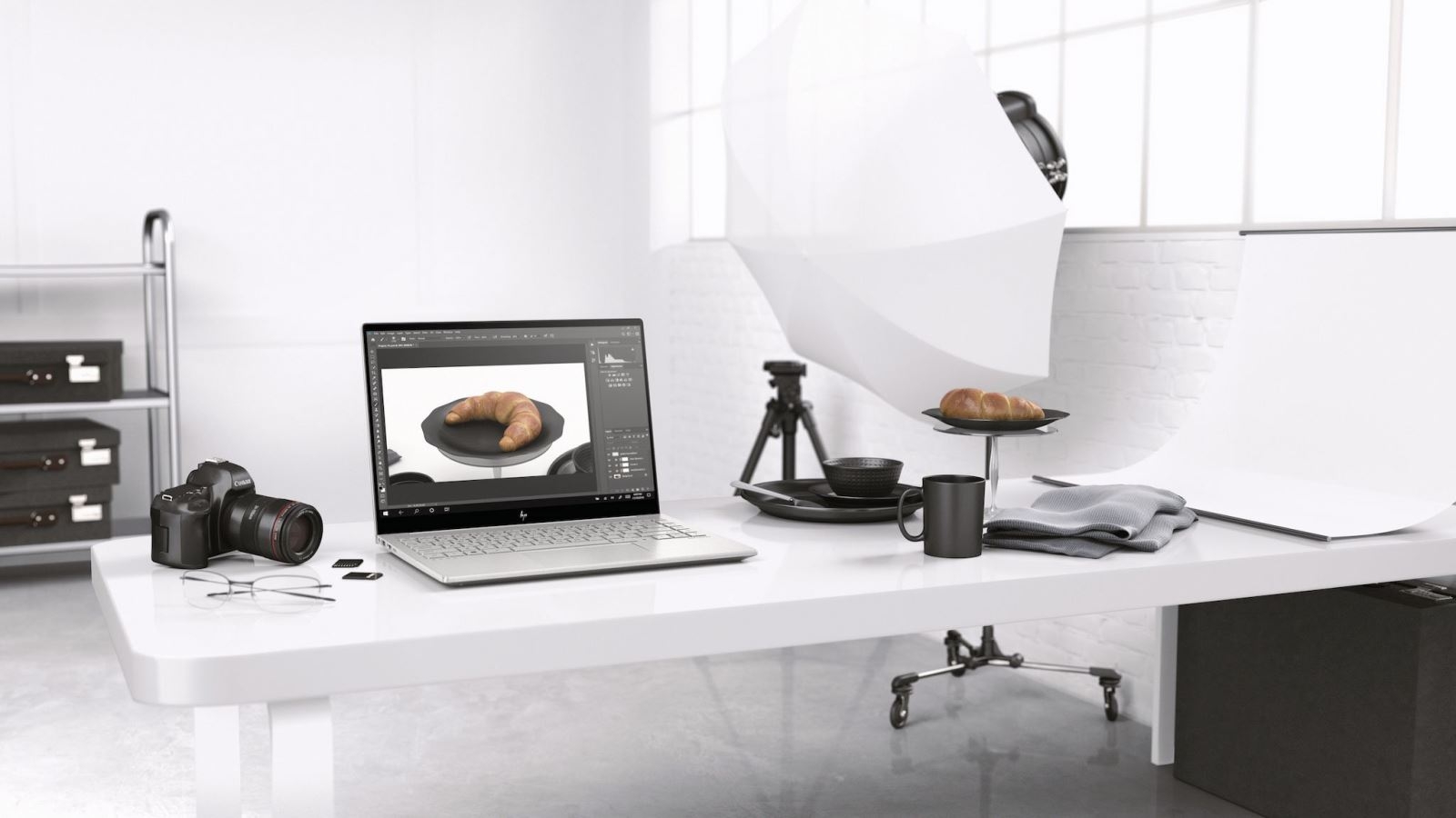 CES 2021: HP ra mắt dòng laptop cao cấp HP Envy 14 mới