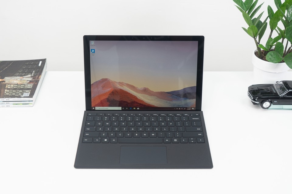 Trên tay Surface Pro 7 sắp bán tại Việt Nam