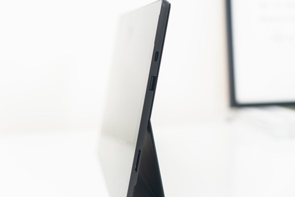 Trên tay Surface Pro 7 sắp bán tại Việt Nam