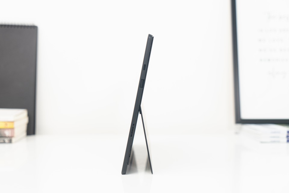 Trên tay Surface Pro 7 sắp bán tại Việt Nam