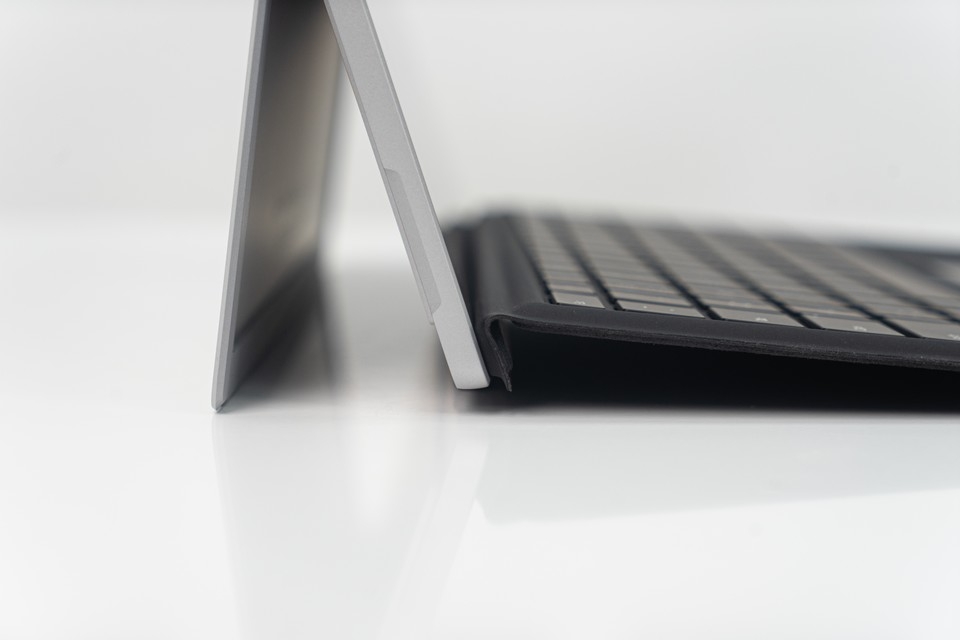 Trên tay Surface Pro 7 sắp bán tại Việt Nam