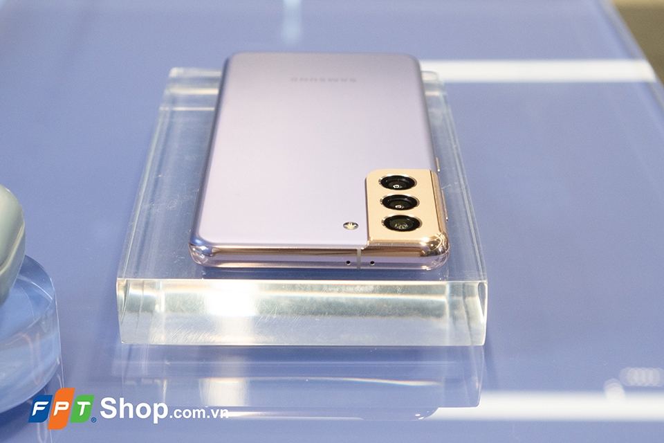 Trên tay và đánh giá Samsung Galaxy S21 Plus 6