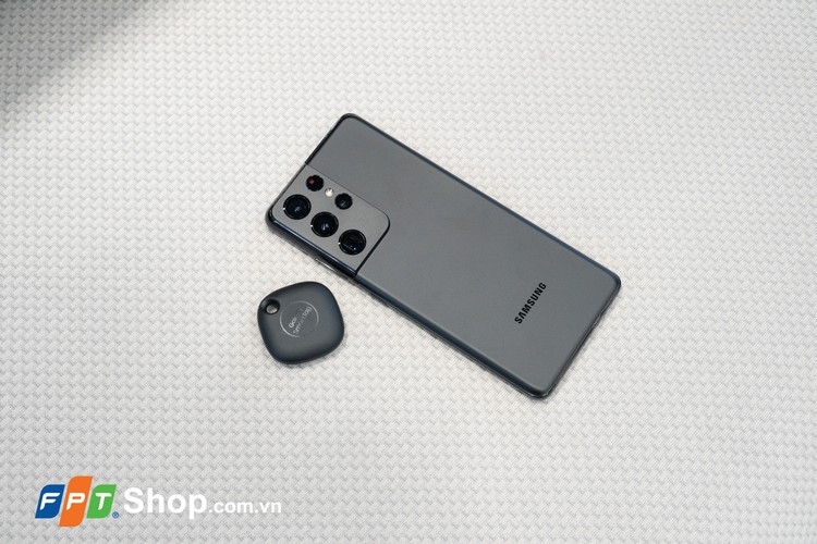 Galaxy SmartTag ra mắt, giá chỉ 29.99 USD