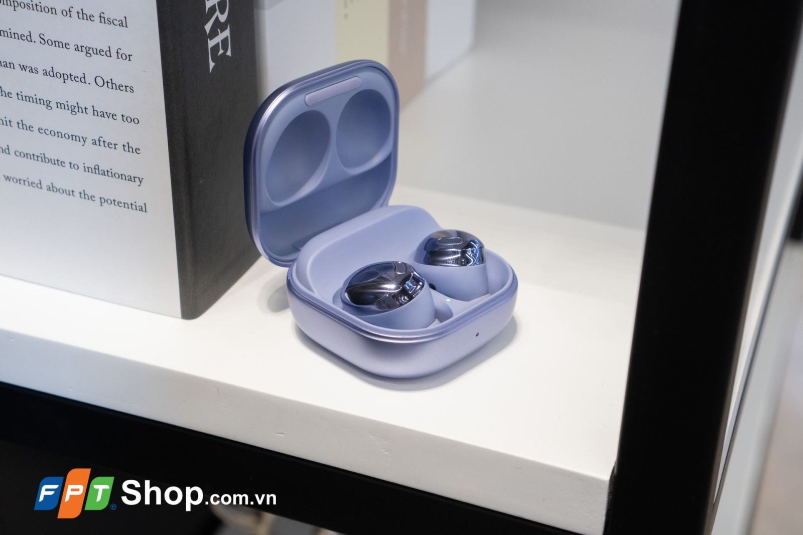 Trên tay tai nghe Samsung Galaxy Buds Pro