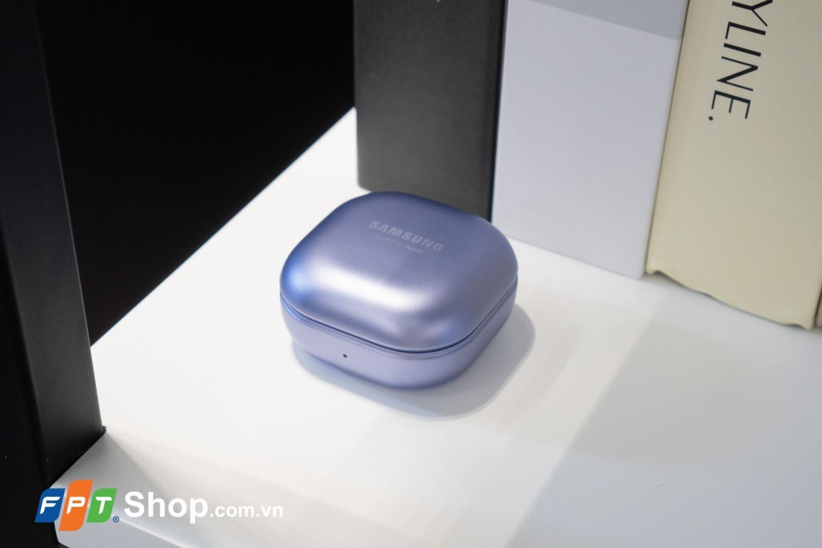 Trên tay tai nghe Samsung Galaxy Buds Pro