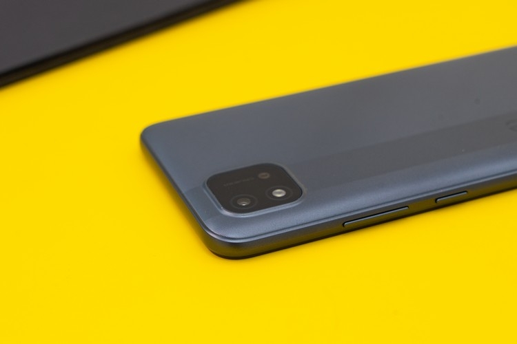 Trên tay Realme C20