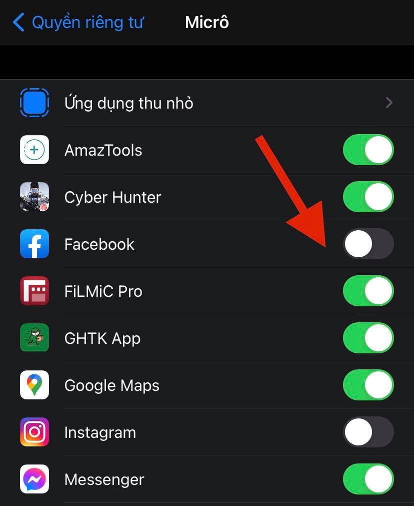 kiem tra ung dung dang truy cap micro tren iphone