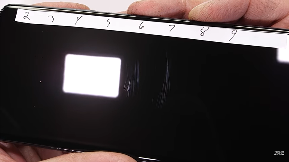 Tra tấn Galaxy S21 Ultra (ảnh 2) Tra tấn Galaxy S21 Ultra (ảnh 2)