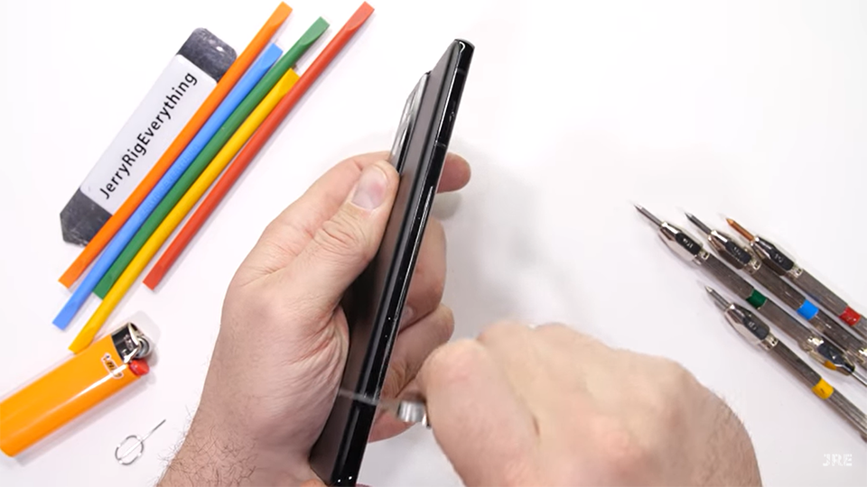 Tra tấn Galaxy S21 Ultra (ảnh 3) Tra tấn Galaxy S21 Ultra (ảnh 3)