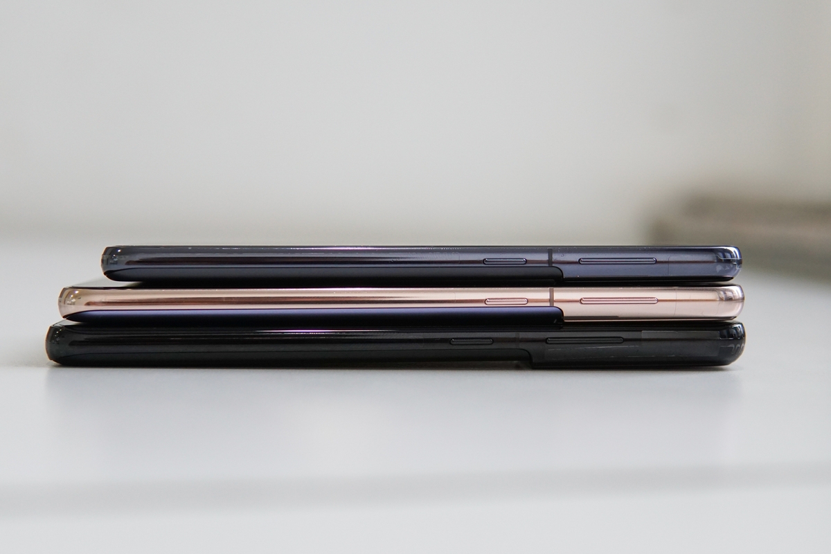 Chùm ảnh so sánh bộ ba Samsung Galaxy S21, S21+, S21 Ultra