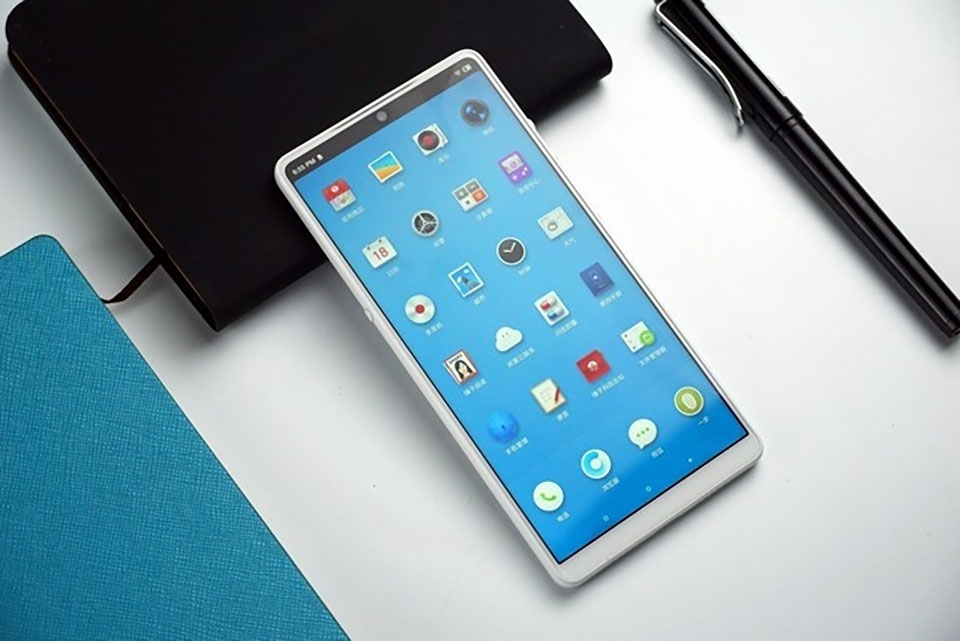 Điện thoại thông minh ngày càng có màn hình lớn hơn và ít viền bezel hơn ở phía trước