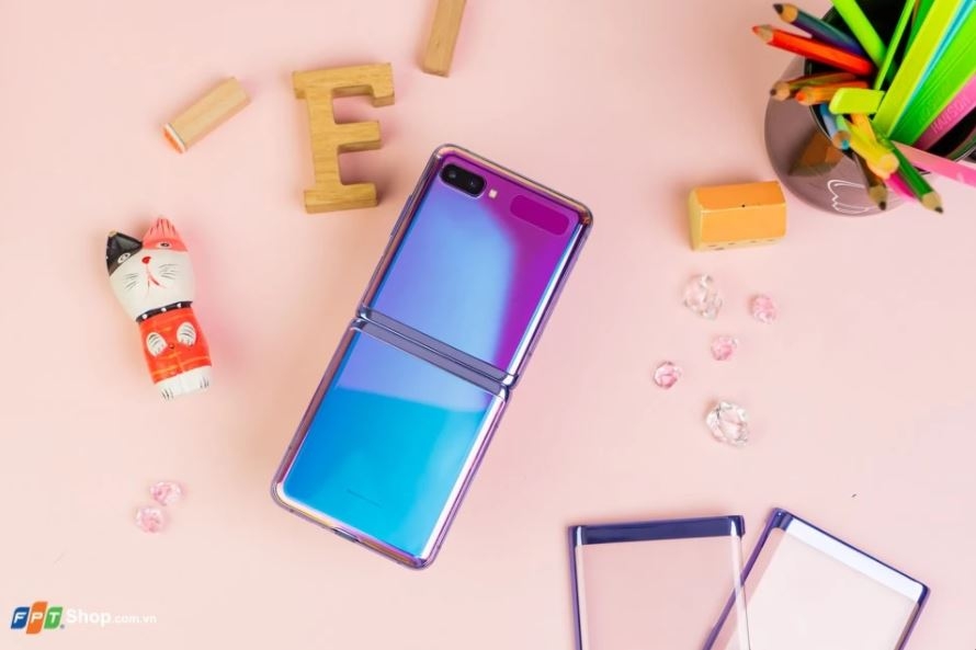 Samsung Galaxy Z Flip giảm sốc 15 triệu đồng 8