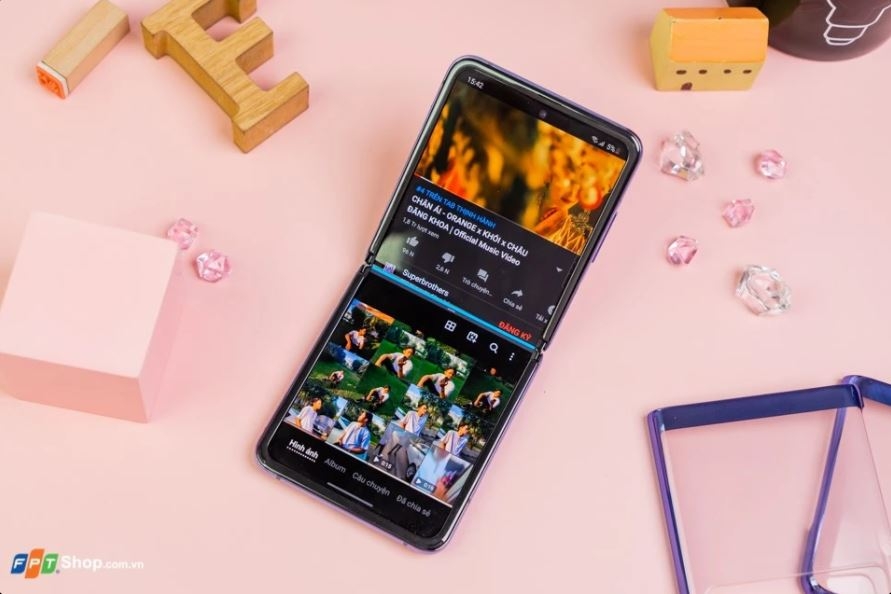 Samsung Galaxy Z Flip giảm sốc 15 triệu đồng 4