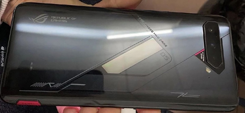 Asus ROG Phone 5 Asus ROG Phone 5