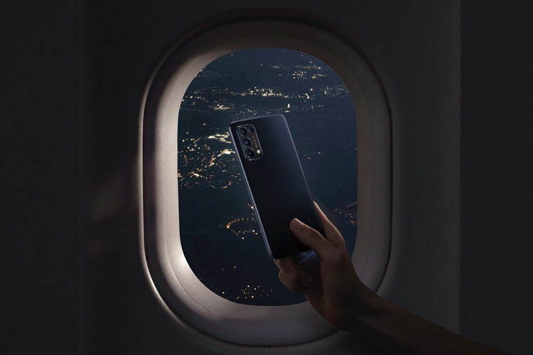 OPPO Reno5 5G với màn hình 90Hz