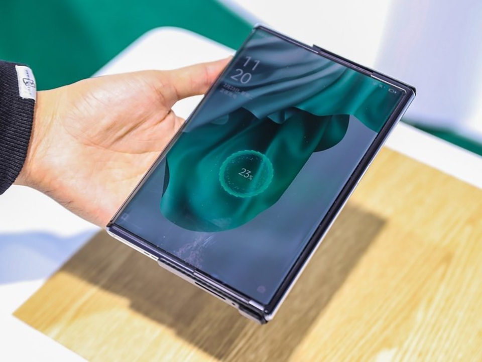 OPPO giới thiệu công nghệ Wireless Air charging OPPO giới thiệu công nghệ Wireless Air charging
