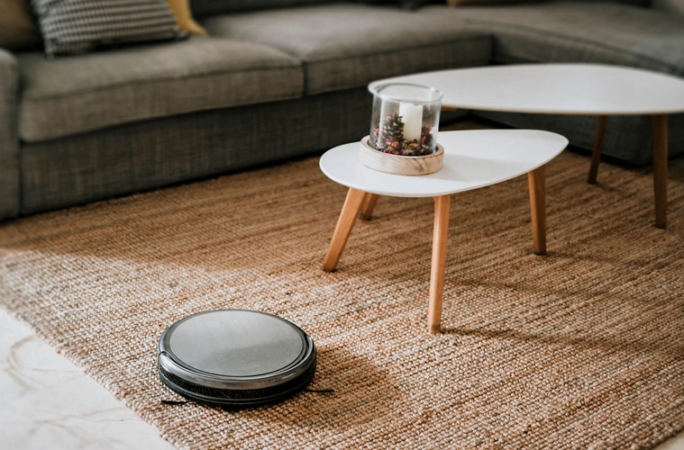 Rô bốt hút bụi đang dần khẳng định vị trí trong không gian nhà hiện đại