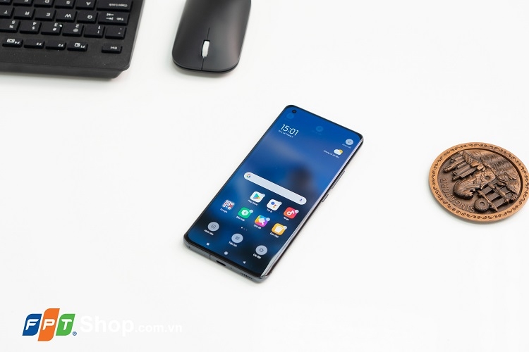 Xiaomi Mi 11 5G | Màn hình Amoled