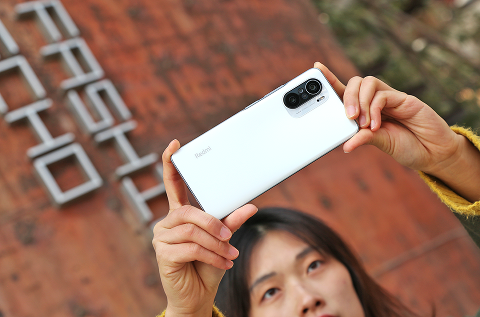 So sánh Redmi K40, K40 Pro và K40 Pro+ (ảnh 4) So sánh Redmi K40, K40 Pro và K40 Pro+ (ảnh 4)