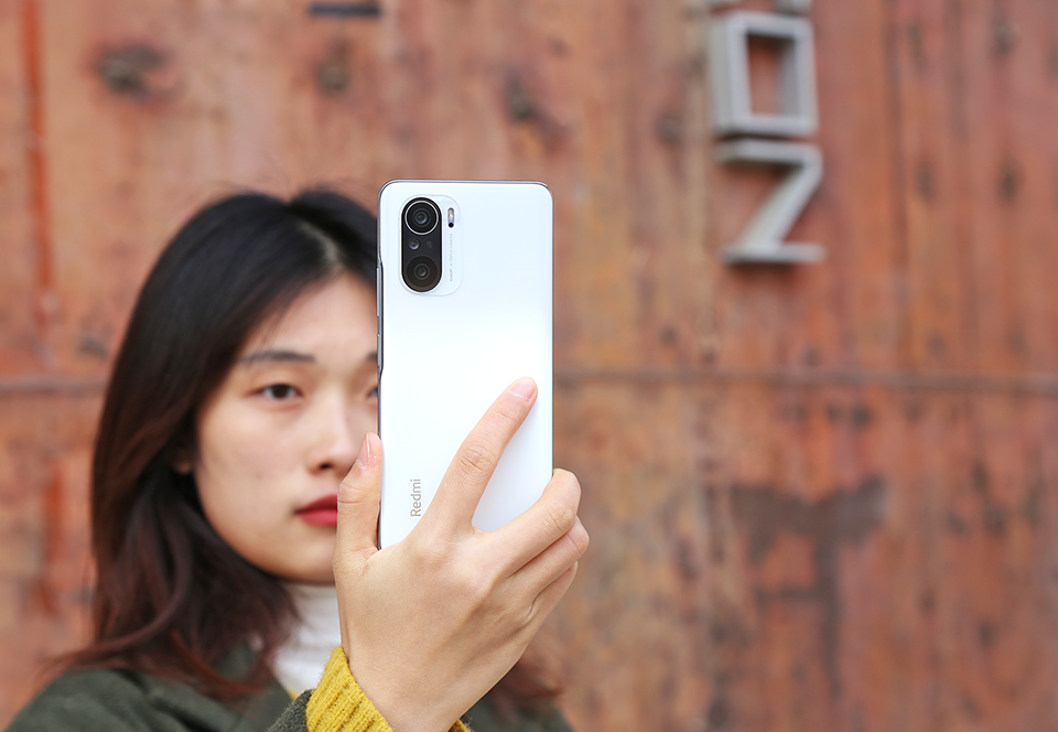 So sánh Redmi K40, K40 Pro và K40 Pro+ (ảnh 5) So sánh Redmi K40, K40 Pro và K40 Pro+ (ảnh 5)