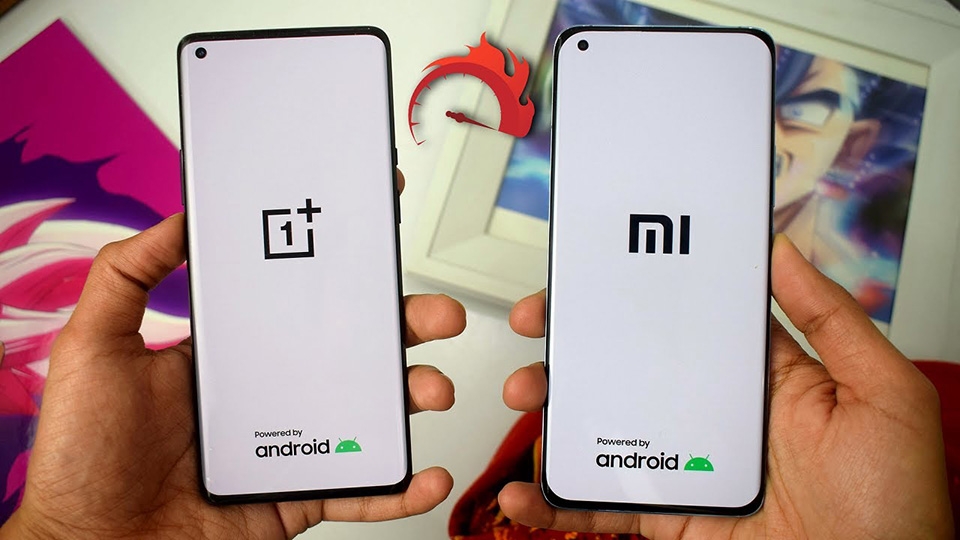 So sánh thiết kế mặt trước Xiaomi Mi 11 vs OnePlus 8T So sánh thiết kế mặt trước Xiaomi Mi 11 vs OnePlus 8T