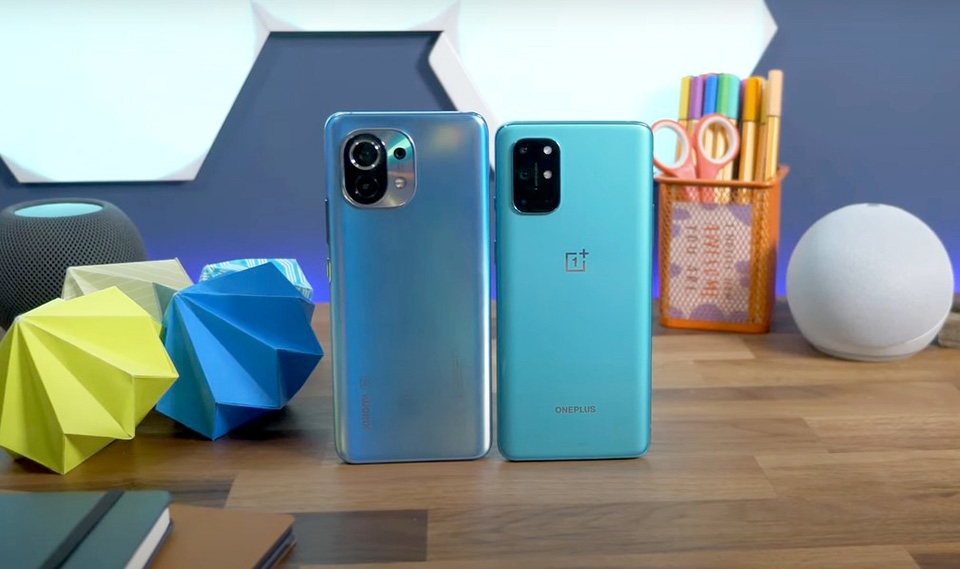 So sánh cấu hình Xiaomi Mi 11 vs OnePlus 8T So sánh cấu hình Xiaomi Mi 11 vs OnePlus 8T