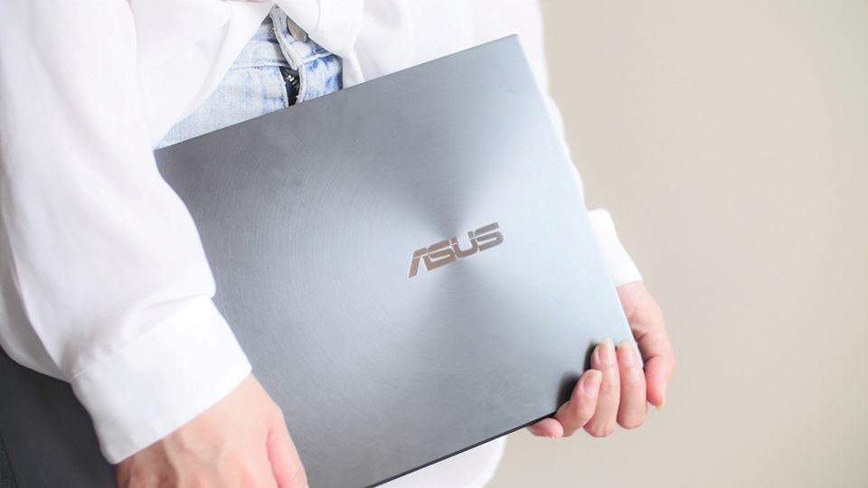 Chọn laptop hoàn hảo cho bản thân