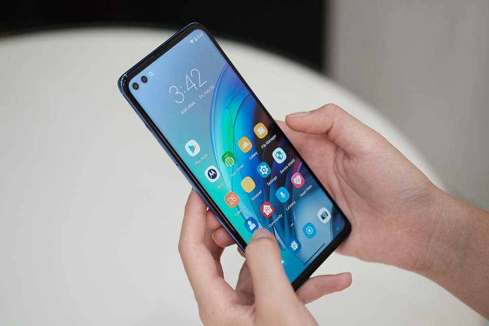 So sánh Redmi K40 và Motorola Edge S (ảnh 2)