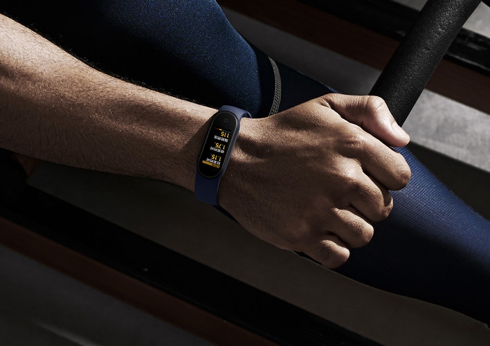 Vòng đeo tay thông minh Xiaomi Mi Band 5 tích hợp nhiều chế độ thể thao mới