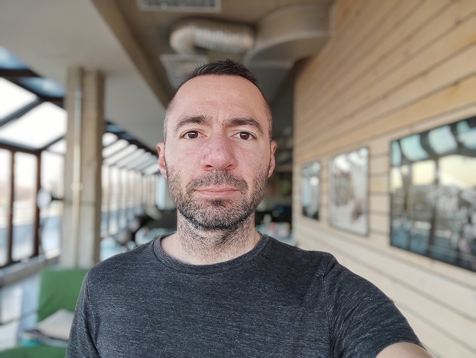 Ảnh chụp selfie chân dung Redmi Note 10 Pro Ảnh chụp selfie chân dung Redmi Note 10 Pro