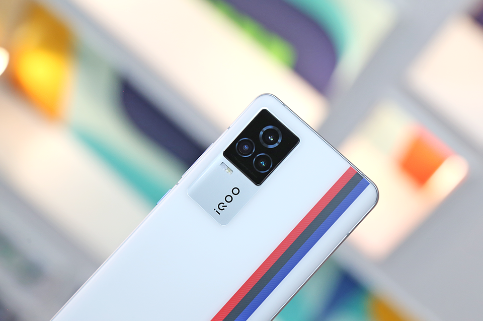 So sánh iQOO 7 và Redmi K40 (ảnh 5)