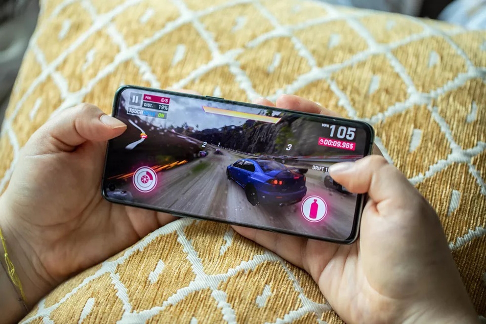 OPPO Find X3 Pro với cấu hình mạnh mẽ OPPO Find X3 Pro với cấu hình mạnh mẽ