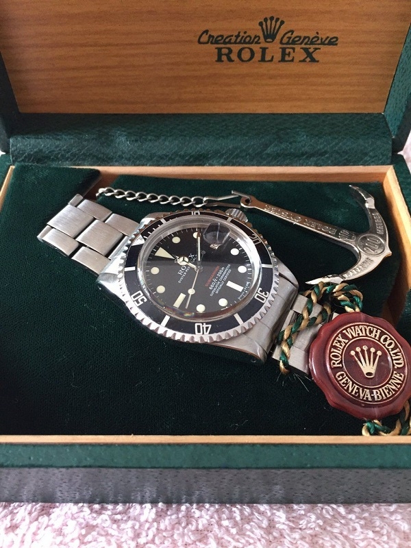 Cách nhận biết đồng hồ Replica 3