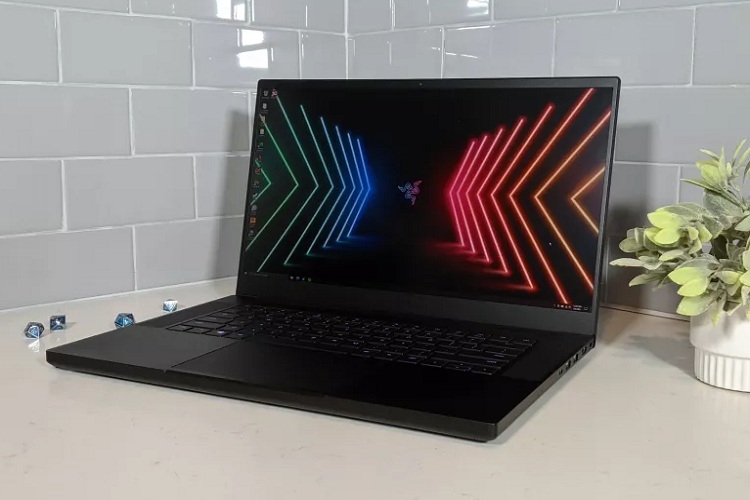 Razer Blade 15 Base Edition (2021)