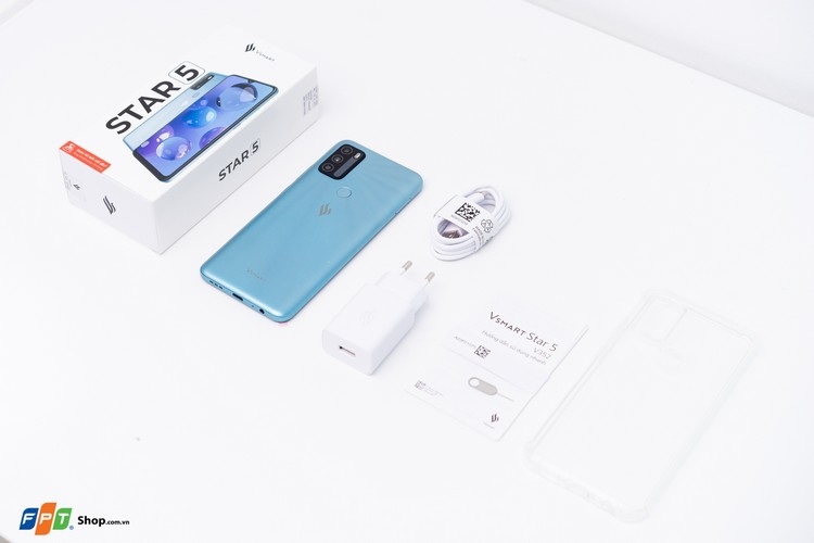 Bên trong hộp Vsmart Star 5