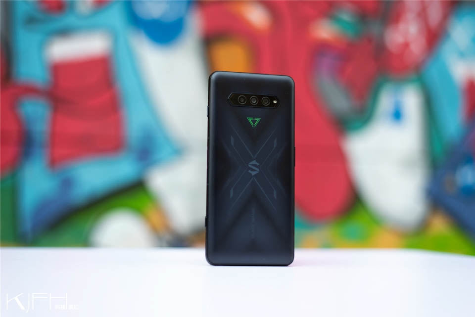 Trên tay Xiaomi Black Shark 4 series (ảnh 3)