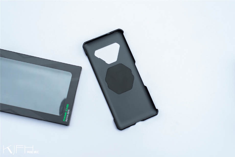 Trên tay Xiaomi Black Shark 4 series (ảnh 7)