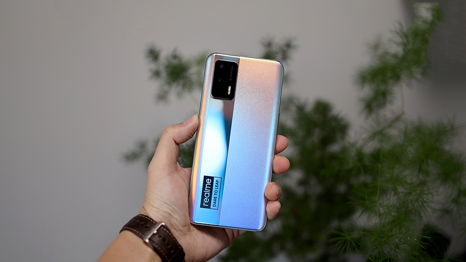 Realme GT Neo (1)