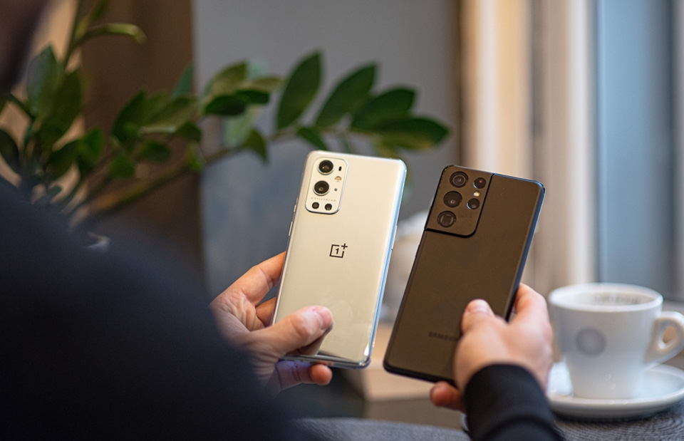 OnePlus 9 Pro vs Samsung Galaxy S21 Ultra OnePlus 9 Pro vs Samsung Galaxy S21 Ultra