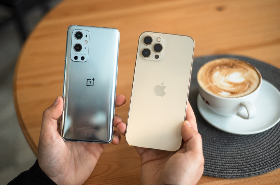 iPhone 12 Pro Max vs OnePlus 9 Pro iPhone 12 Pro Max vs OnePlus 9 Pro