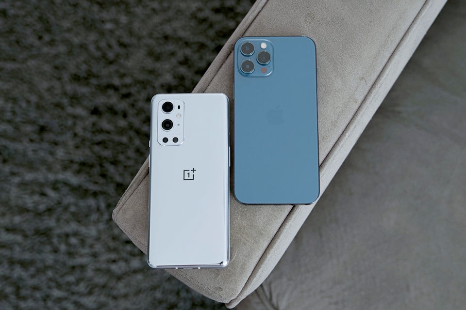OnePlus 9 Pro vs iPhone 12 Pro Max OnePlus 9 Pro vs iPhone 12 Pro Max