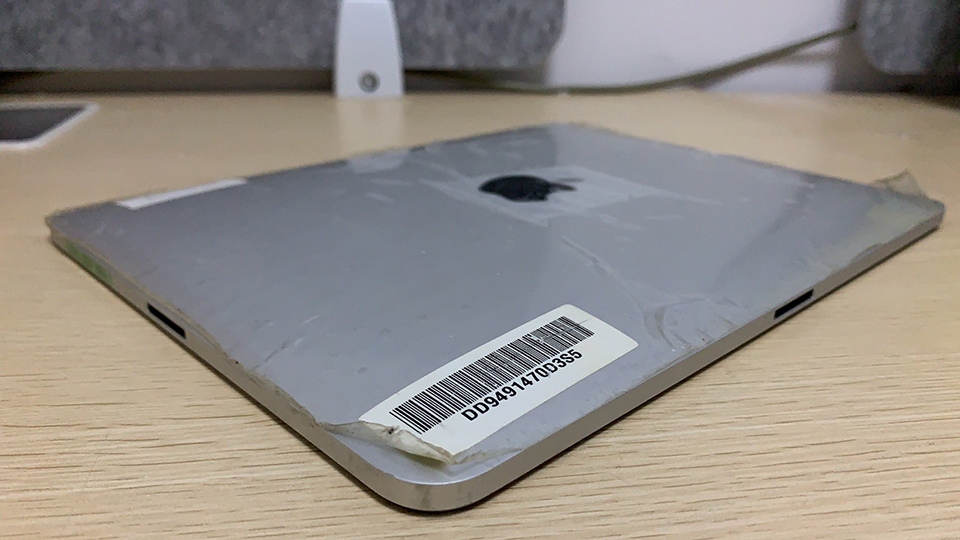 Apple iPad 1 (ảnh 1) Apple iPad 1 (ảnh 1)