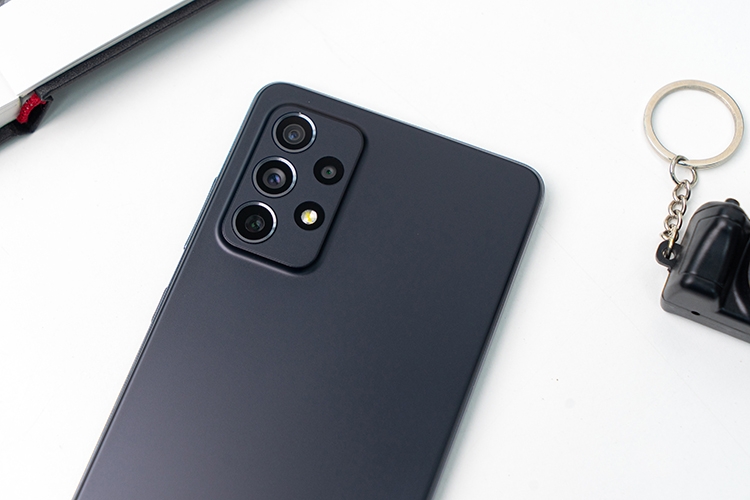 Samsung Galaxy A 2021: Sự lên ngôi của điện thoại 5G tầm trung 3