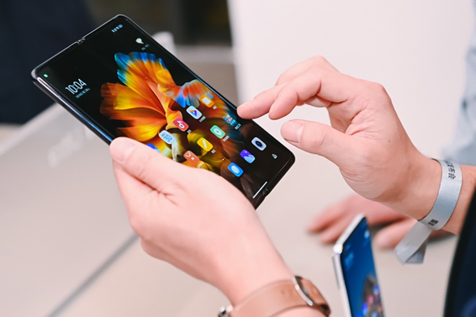 Trên tay Xiaomi Mi MIX Fold (ảnh 8)