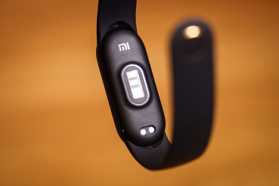 So sánh Xiaomi Mi Band 6 và Mi Band 5 (ảnh 5)