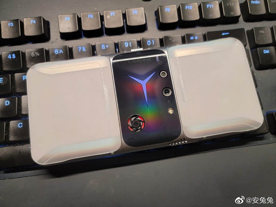 Ảnh thực tế Legion 2 Pro (ảnh 1) Ảnh thực tế Legion 2 Pro (ảnh 1)