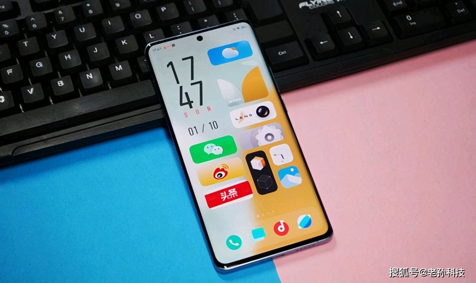 Trên tay Vivo X60t (ảnh 6) Trên tay Vivo X60t (ảnh 6)