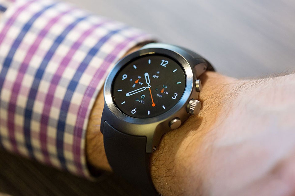 Tùy chỉnh các nút cho phép bạn tương tác với smartwatch nhanh hơn