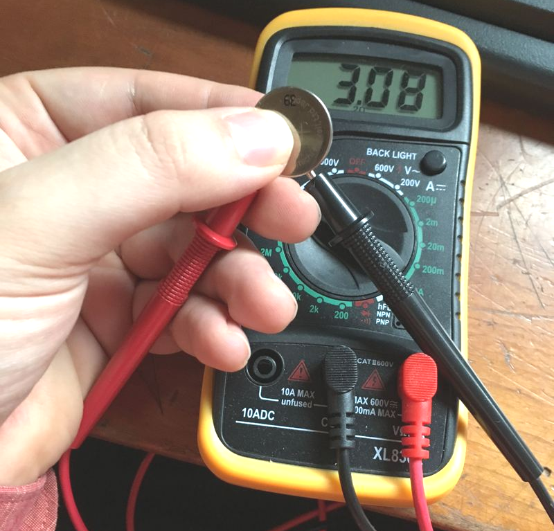 Cách kiểm tra pin CMOS - Ảnh 1